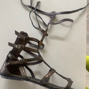 Gladiator sandals bronze